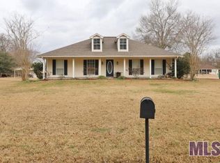 10789 Cardinal Rd, Denham Springs, LA 70726