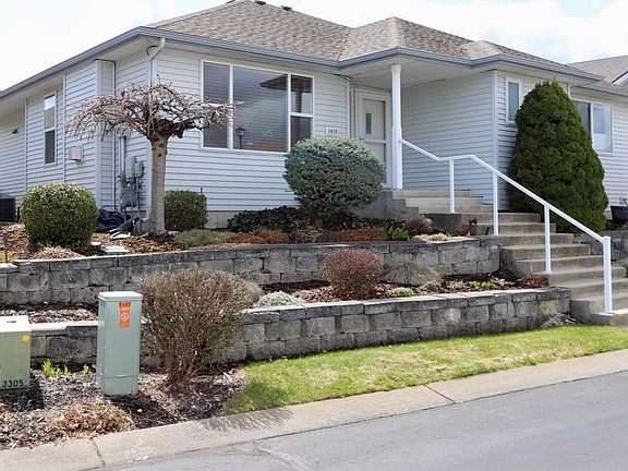 3rd image of 1419 S Avalon Ln