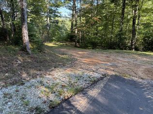 44 Winding Stairs Rd, Topton, NC 28781