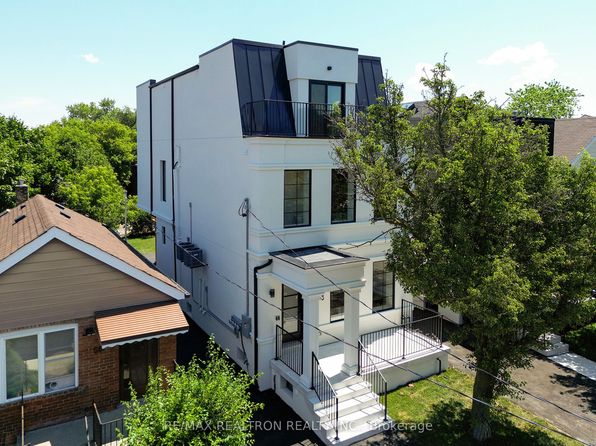 53 Alameda Ave, Toronto, ON M6C 3W3
