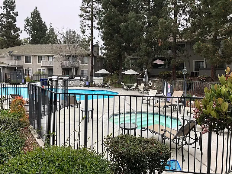 15008 Avenida Venusto #142 — Photo 8
