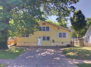 2109 N Robberson Ave, Springfield, MO 65803