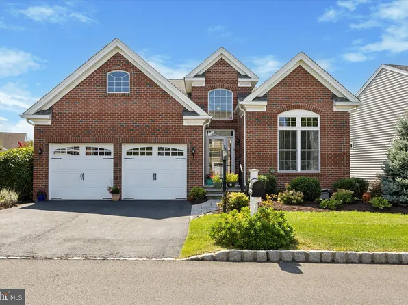 4852 Spencer Dr, Schwenksville, PA 19473