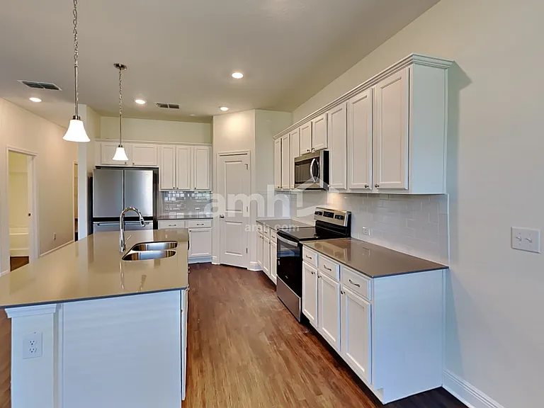 22392 Bellini Cir — Photo 4