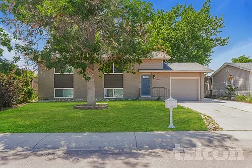 6910 Fielding Cir Photo 1