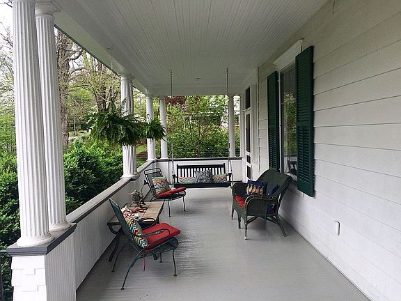 5th image of 26 Edmondson Ave