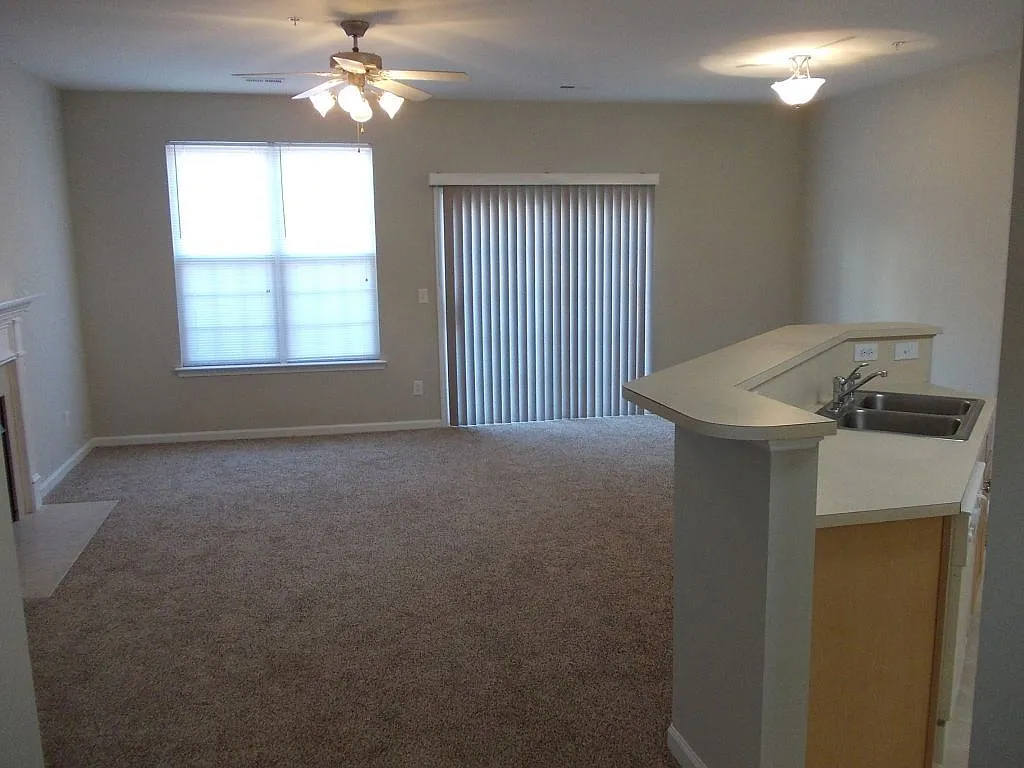8488 Chaceview Court — Photo 4