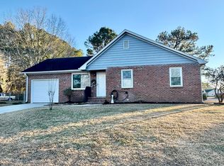 201 Blake Court, Jacksonville, NC 28540