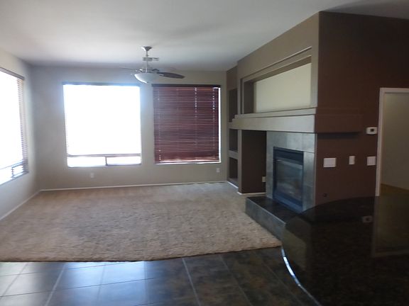 2nd image of 17719 W Dreyfus St