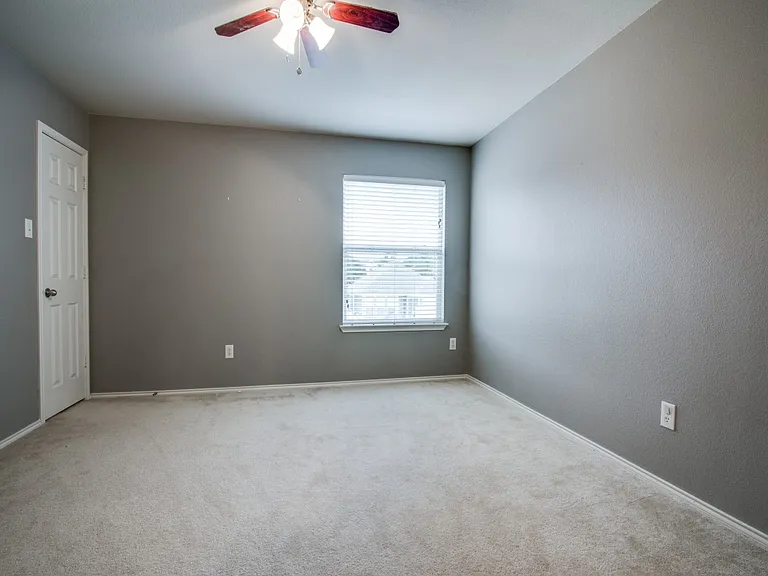 10120 Cherry Hill Ln — Photo 11