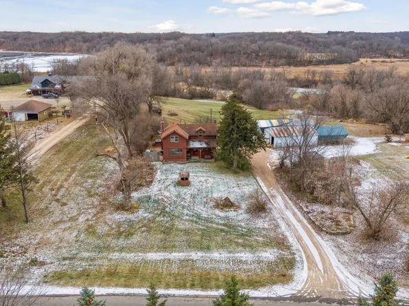 6695 Game Farm Rd E, Mound, MN 55364