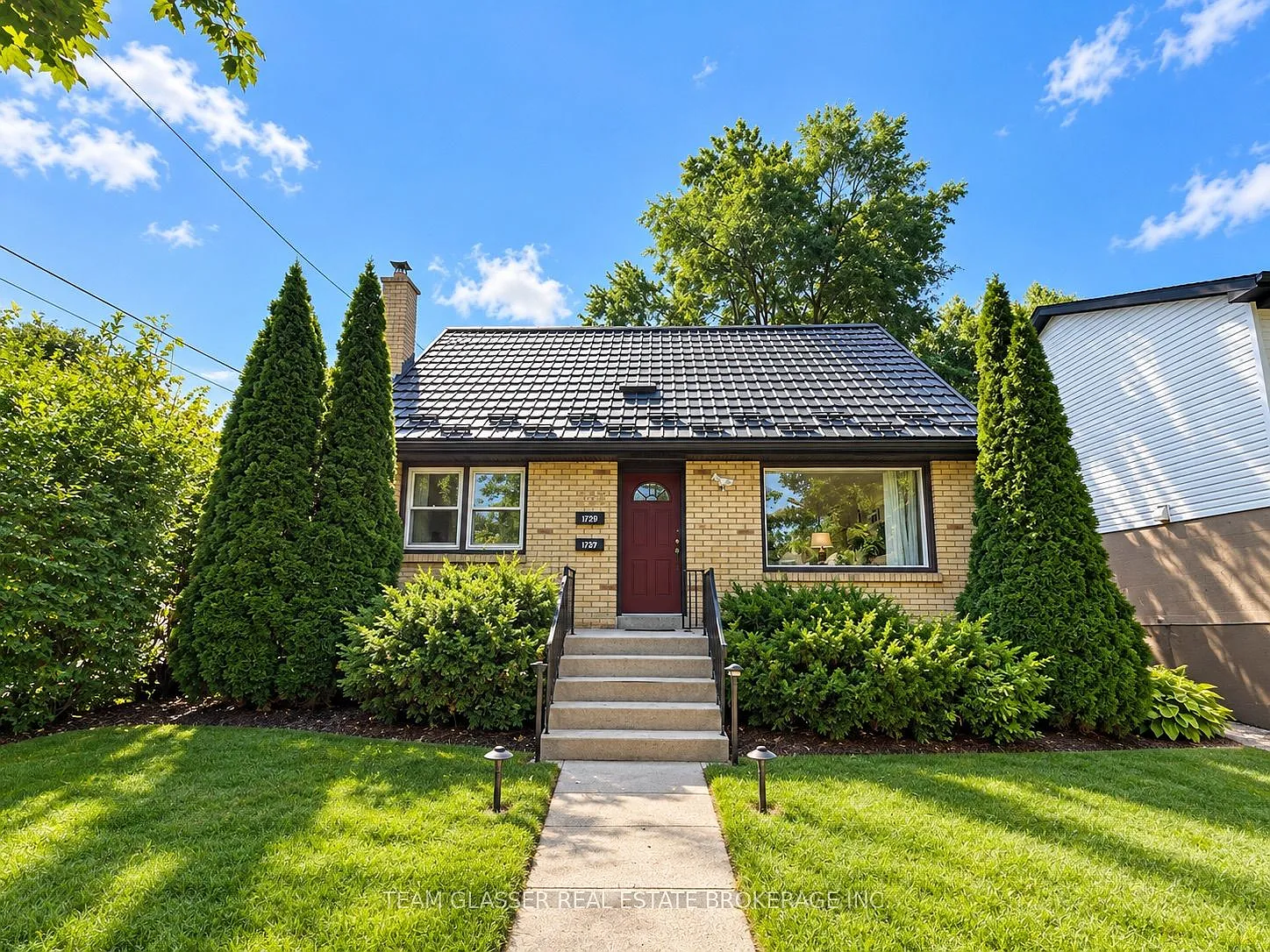 3 bed, $2,350 — Photo 1