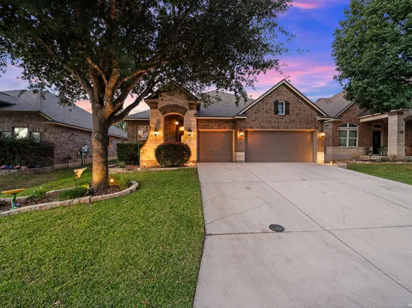 10753 Barnsford Ln, Helotes, TX 78023