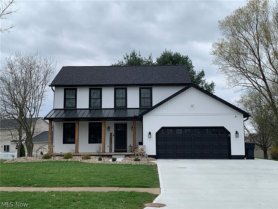 1st image of 681 Oakcrest Dr