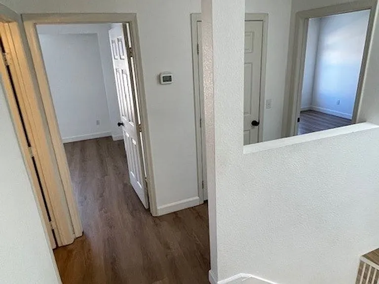 8401 Sewards Bluff Ave — Photo 21