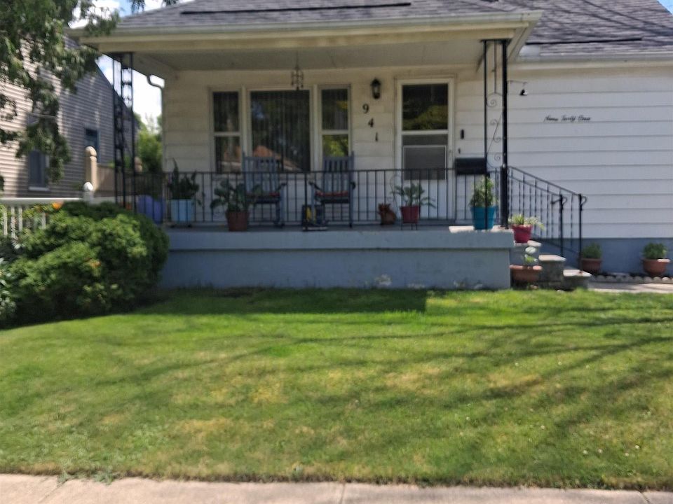 1st image of 941 Bloor Ave