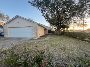 101 Avant Garde Dr, Victoria, TX 77901