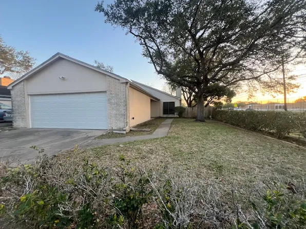 101 Avant Garde Dr, Victoria, TX 77901