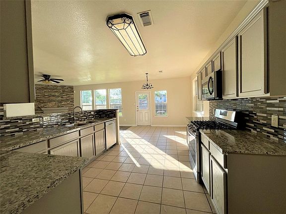 3rd image of 21622 Dalton Spring Ln