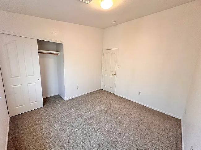 10589 E 35th St — Photo 11