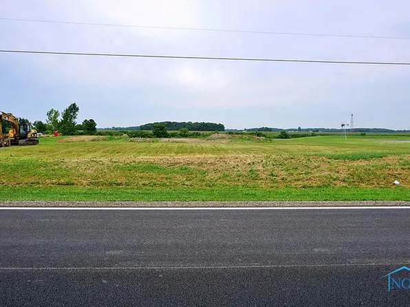 11690 State Route 120, Lyons, OH 43533