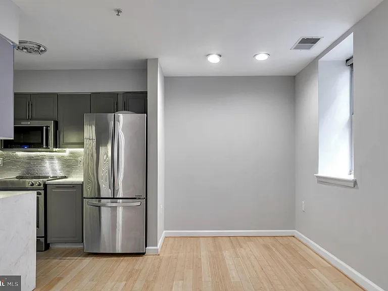 1308 Clifton St NW #210 — Photo 15