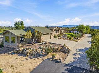 6555 Martinique Dr, Moorpark, CA 93021