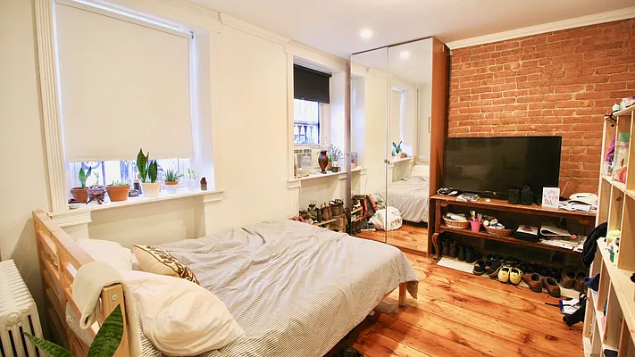 Rented by True Real Estate Group | media 4