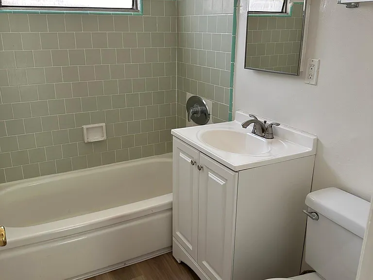 1327 S Bundy Dr #9 — Photo 12