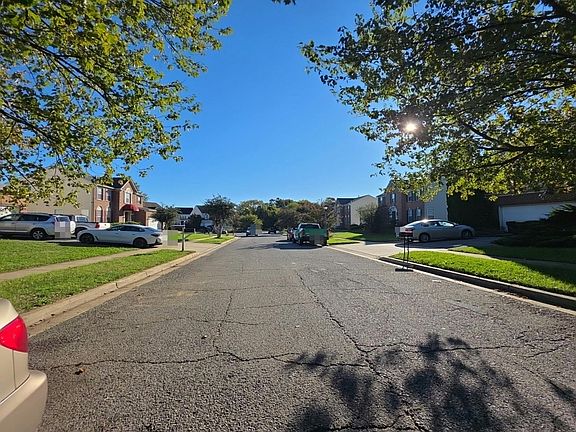 4th image of 6308 Stonefence Ct