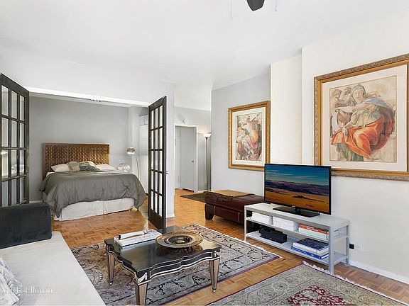 4th image of 430 E 56th St APT 10D