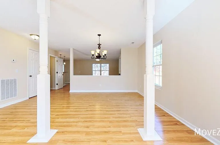 312 Arbor Greene Dr — Photo 3
