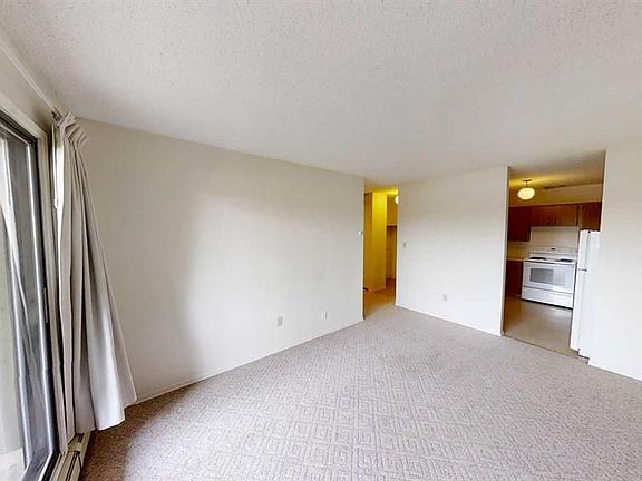 4th image of 10601 100th St #226