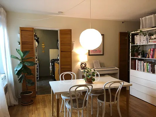 Rented by Douglas Elliman | media 17