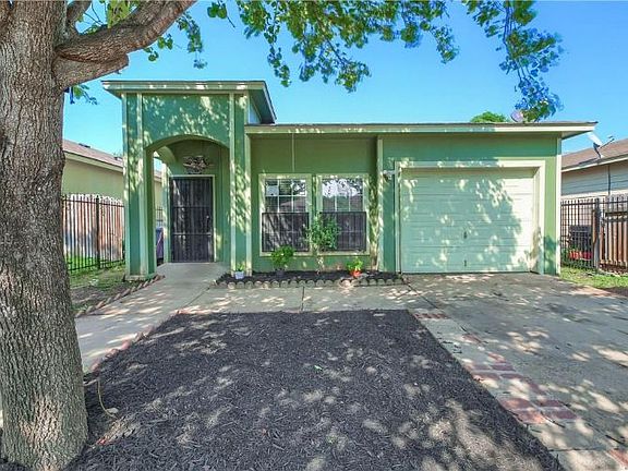 4th image of 4604 Magin Meadow Dr