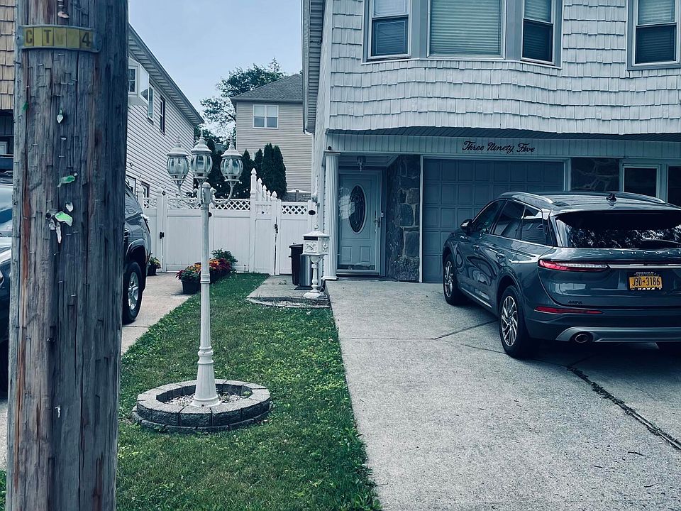 2nd image of 395 Woolley Ave