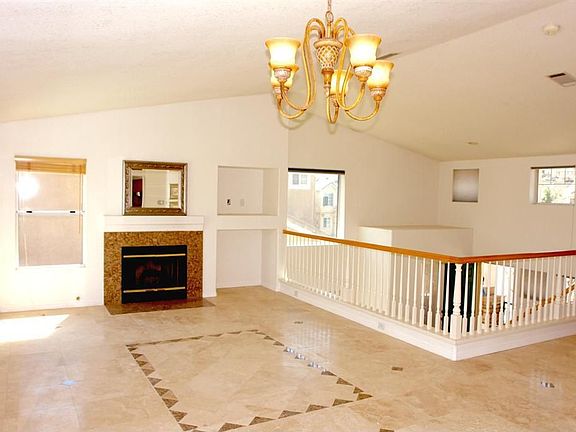 3rd image of 4185 Thatchbury Ct