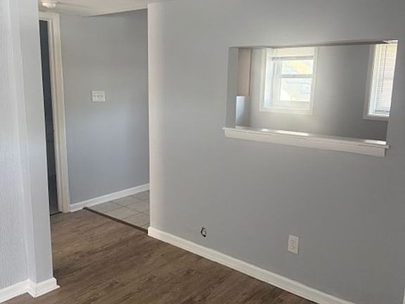 5th image of 1851 E Ocean View Ave #1