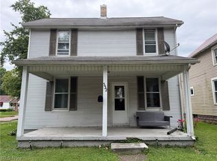 332 N 12th St, Coshocton, OH 43812