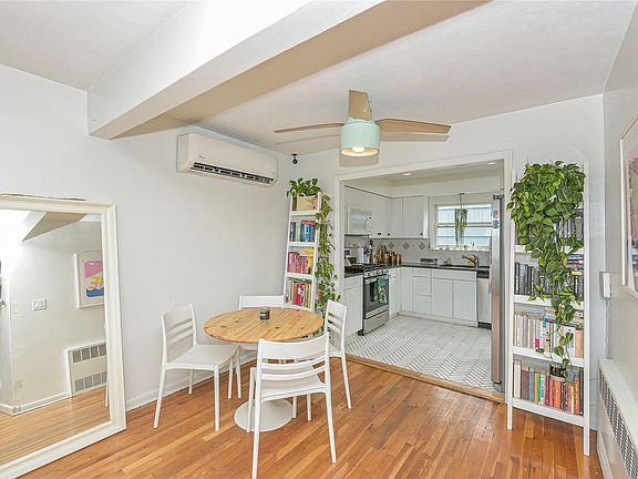 4th image of 117 Beach Channel Dr #15