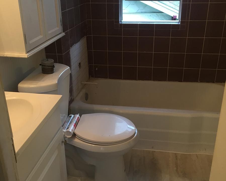 1st image of 434 Briercliff Dr APT A
