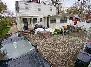 191 W Seaman Ave, Freeport, NY 11520