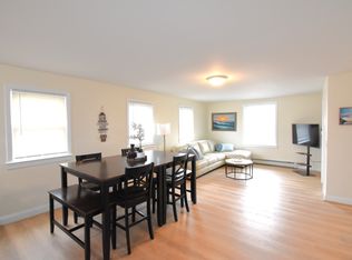 628 Park Ave #1, Portsmouth, RI 02871