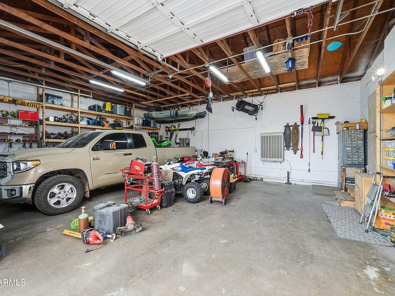 3rd image of 530 S 97TH Place