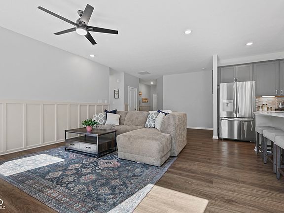 5th image of 8376 Hulton Rd