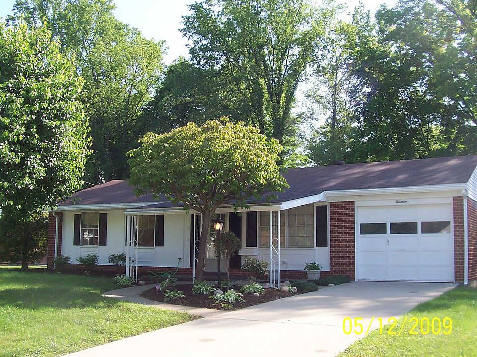 1st image of 13 Nedra Dr