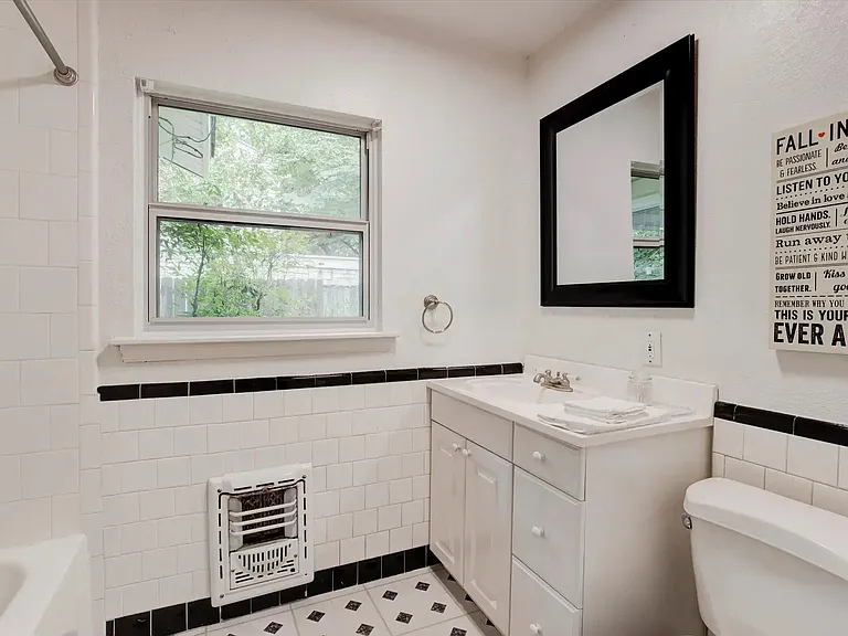3727 W Biddison St — Photo 23