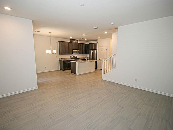 2nd image of 20 Barbara Ln #70