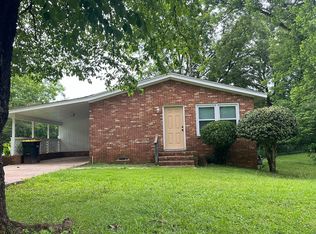7 Cherokee St, Newnan, GA 30263
