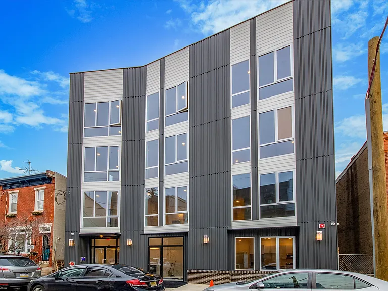 1225 E Fletcher St #103 — Photo 7